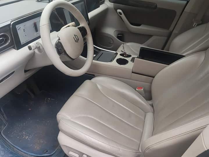 Фото 9 - Leapmotor C11