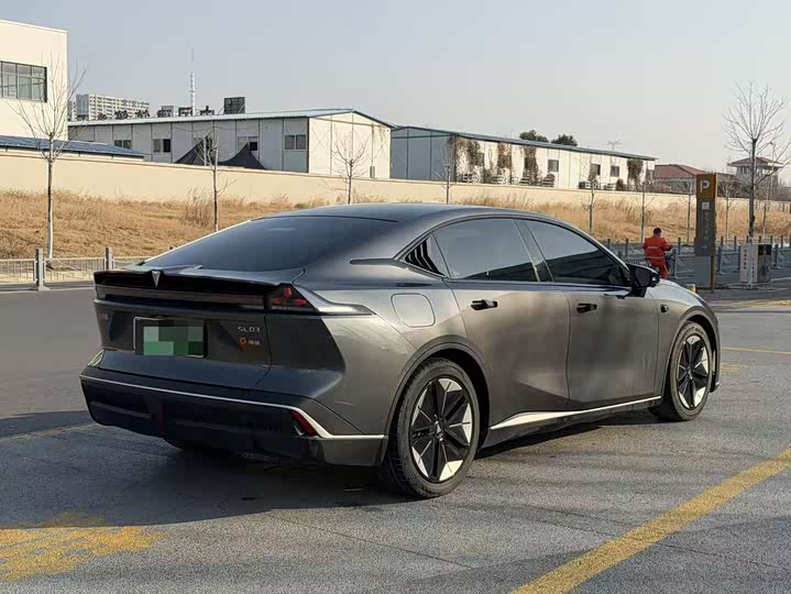 Фото 9 - Changan Deepal SL03