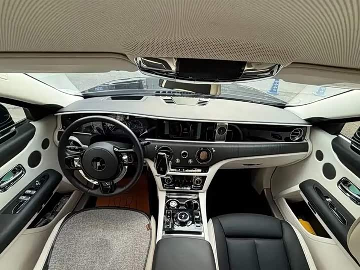 Фото 7 - Rolls-Royce Ghost