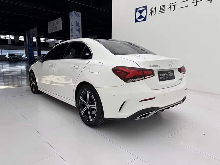 Фото 4 - Mercedes-Benz A-Class