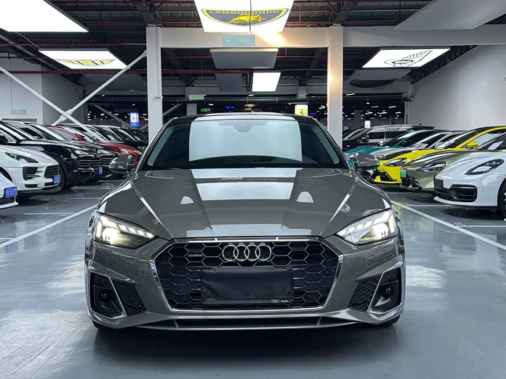 Фото 2 - Audi A5