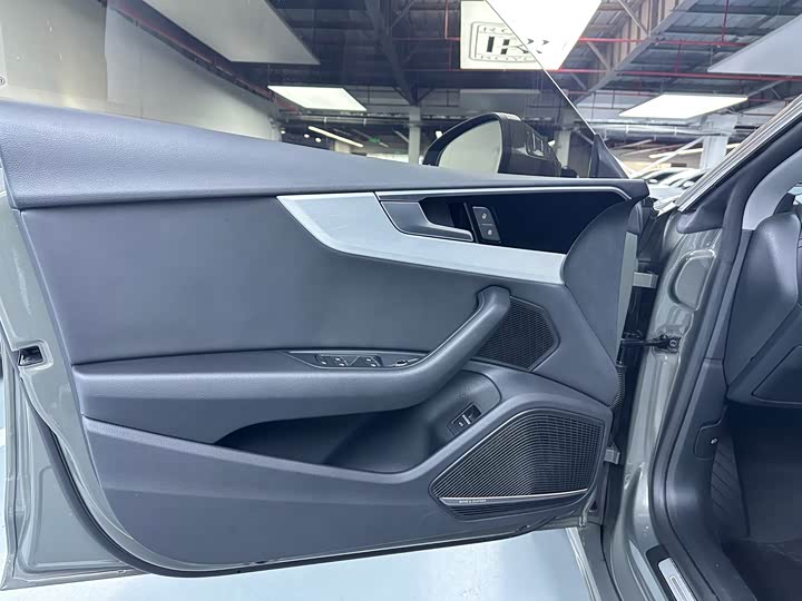 Фото 7 - Audi A5