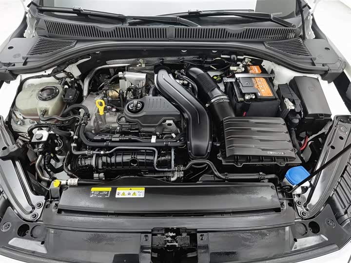 Фото 6 - Volkswagen Sagitar L