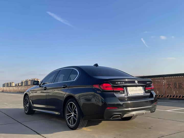 Фото 5 - BMW 5 Series