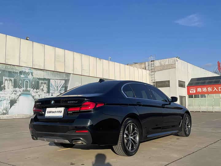 Фото 6 - BMW 5 Series