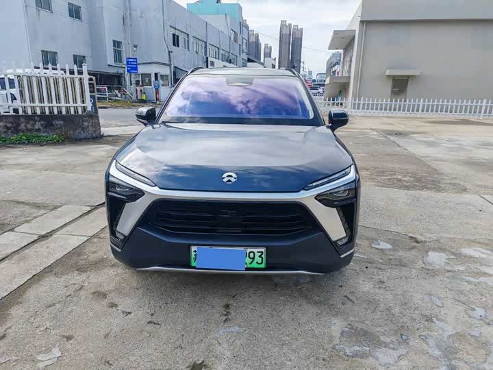 Фото 2 - Nio ES8