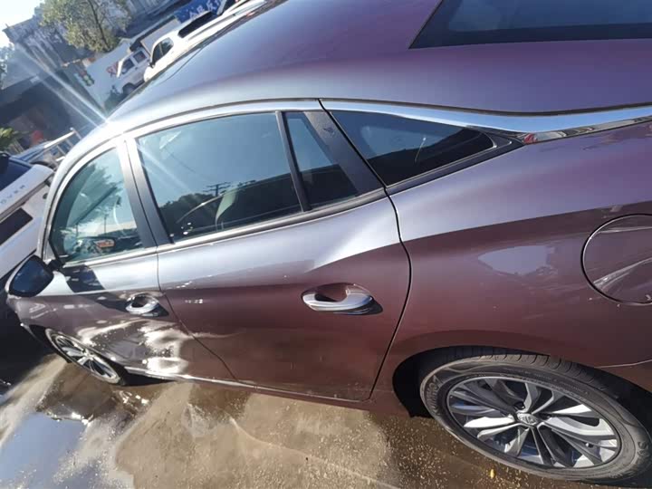 Фото 5 - MG Motor 5