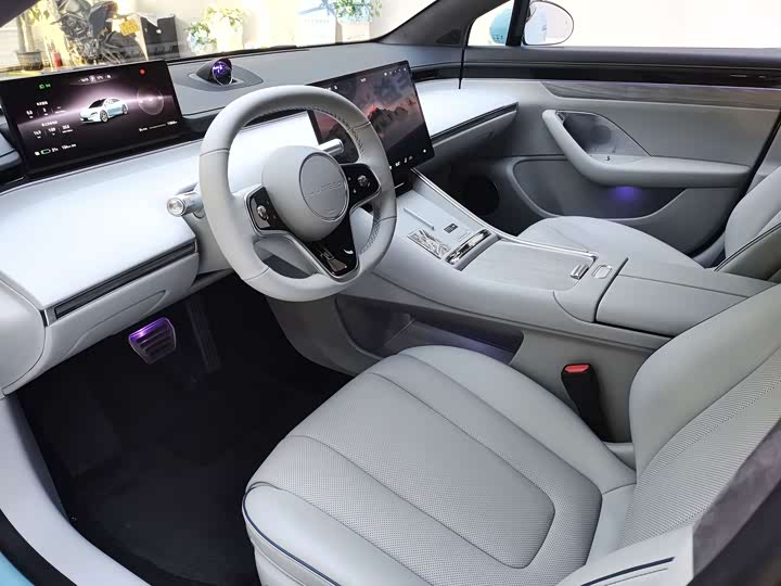 Фото 7 - Luxeed S7