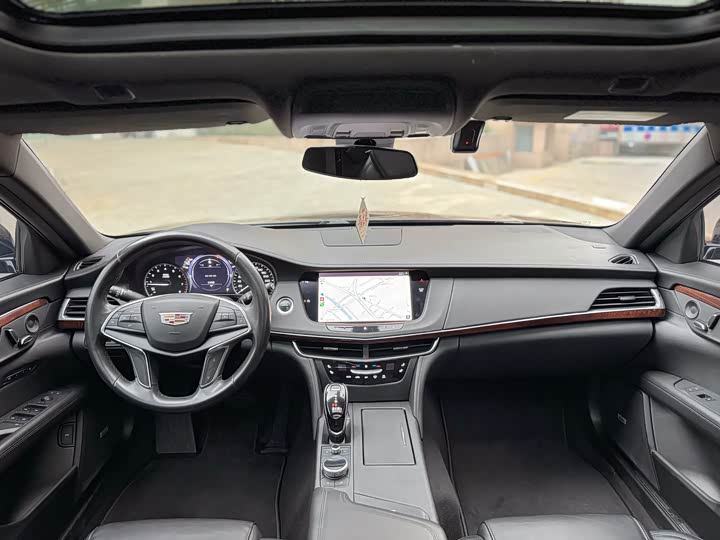 Фото 8 - Cadillac CT6