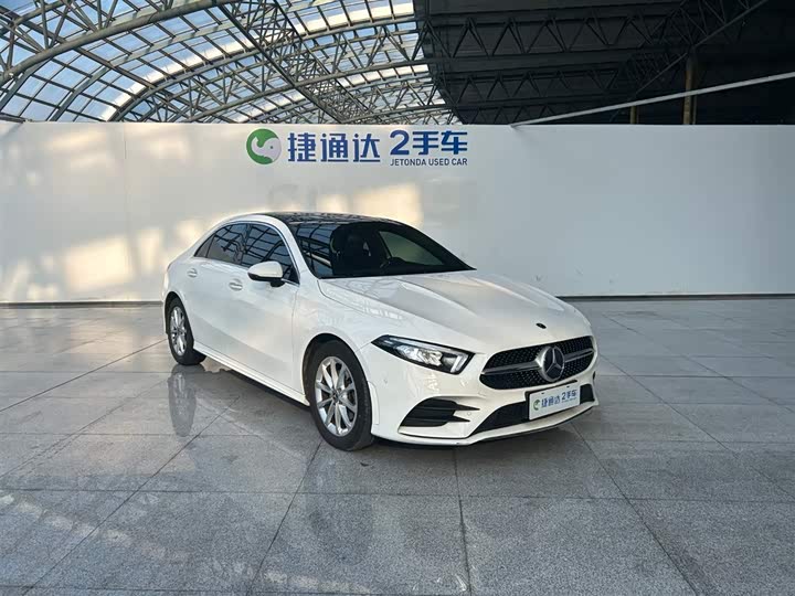 Фото 2 - Mercedes-Benz A-Class