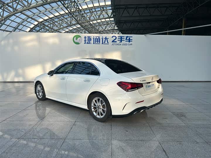 Фото 7 - Mercedes-Benz A-Class