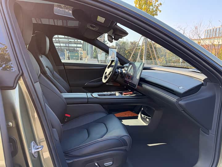 Фото 5 - Xiaomi SU7