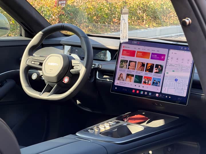 Фото 9 - Xiaomi SU7