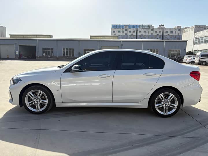 Фото 8 - BMW 1 Series