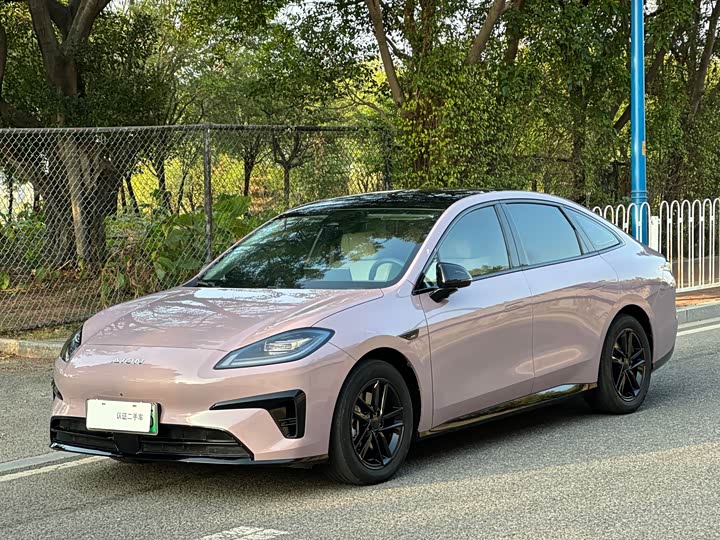 Фото 1 - GAC Aion RT