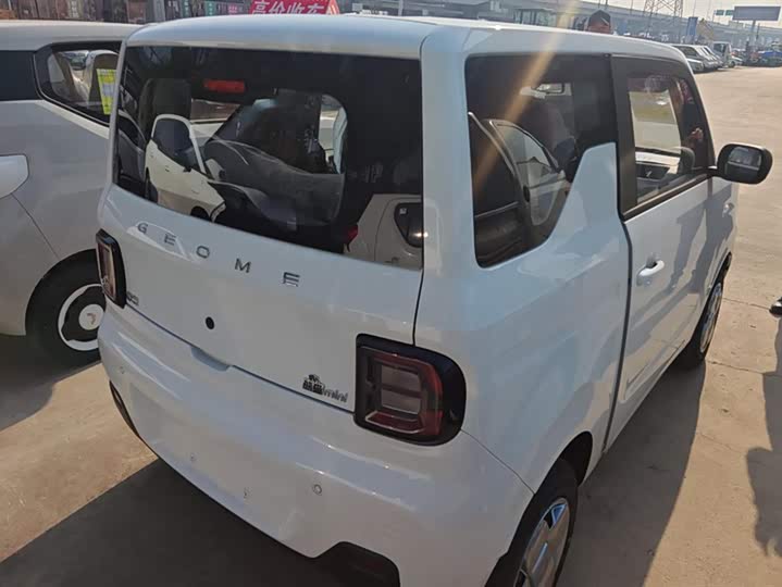 Фото 3 - Geely Galaxy Panda Mini