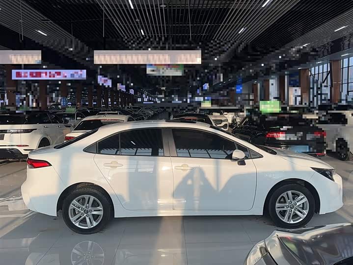 Фото 4 - Toyota Levin