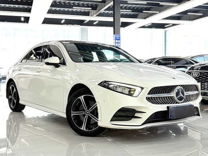 Фото 2 - Mercedes-Benz A-Class