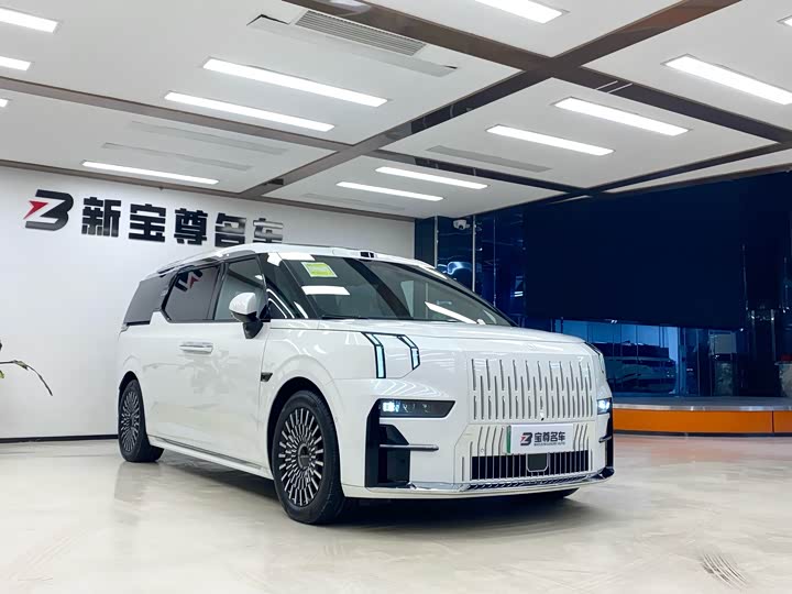 Фото 3 - Zeekr 009