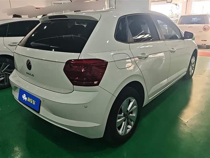Фото 3 - Volkswagen Polo