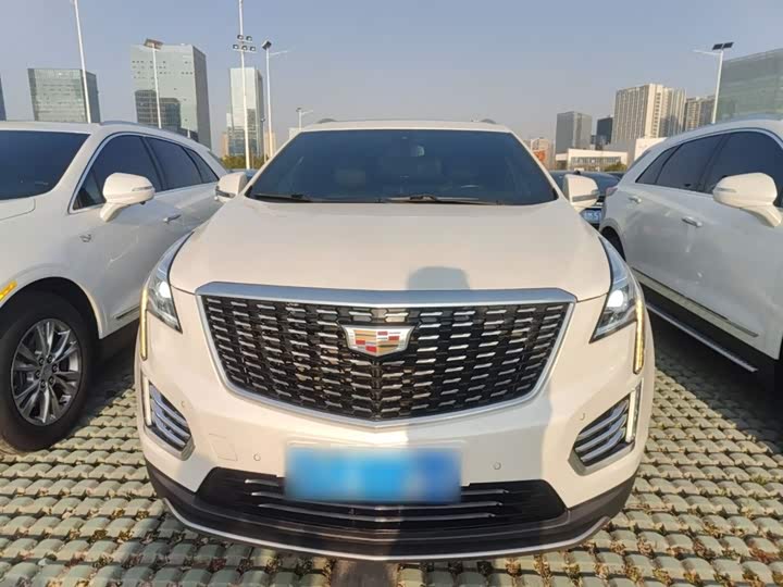 Фото 3 - Cadillac XT5