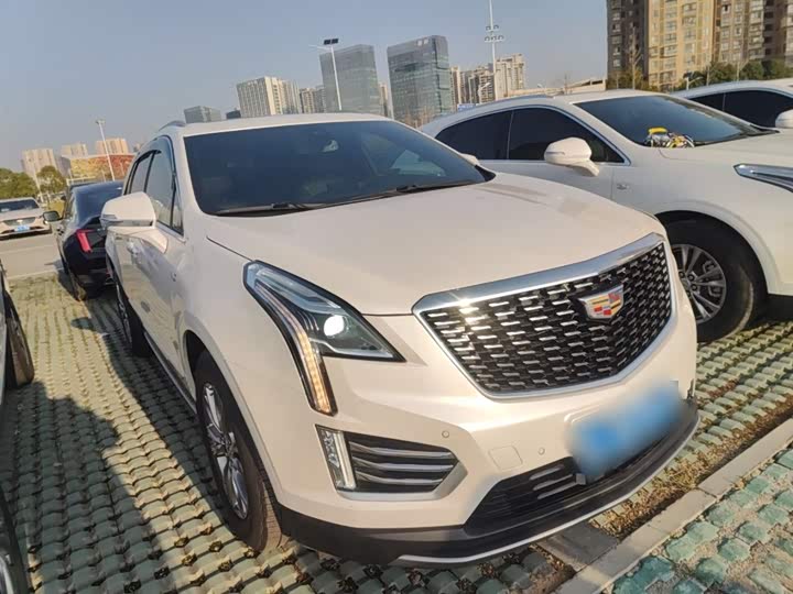 Фото 4 - Cadillac XT5