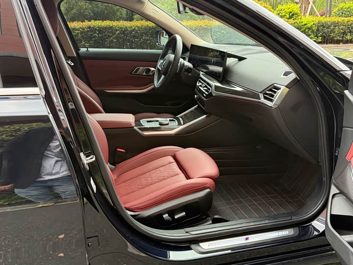 Фото 9 - BMW 3 Series