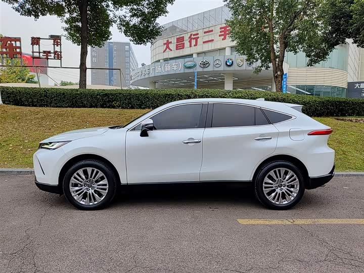 Фото 3 - Toyota Harrier