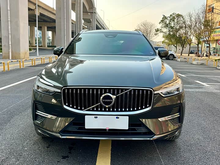 Фото 2 - Volvo XC60