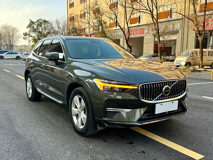 Фото 3 - Volvo XC60