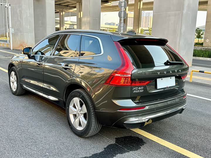 Фото 5 - Volvo XC60