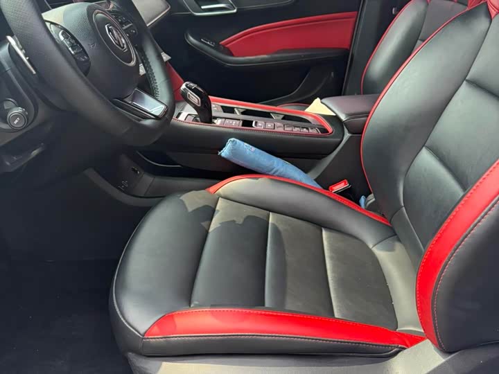 Фото 7 - MG Motor 6