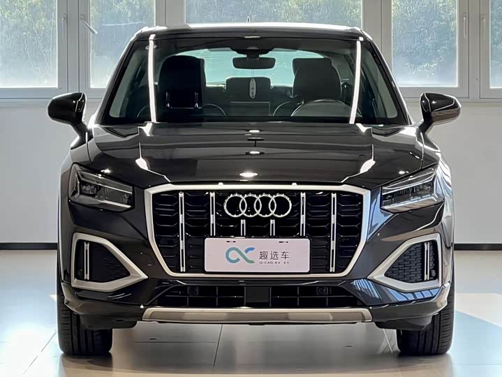 Фото 2 - Audi Q2L