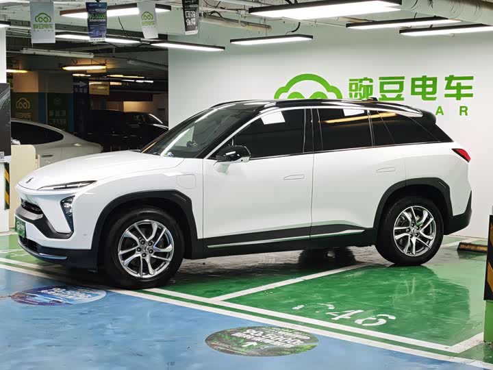 Фото 2 - Nio ES6