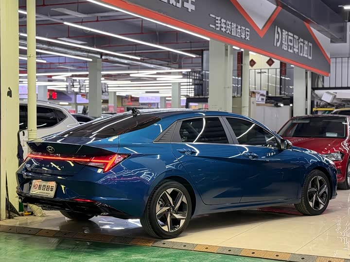 Фото 2 - Hyundai Elantra N line