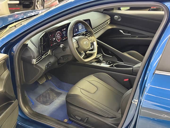 Фото 4 - Hyundai Elantra N line