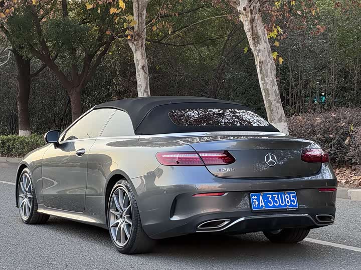 Фото 8 - Mercedes-Benz E-Class