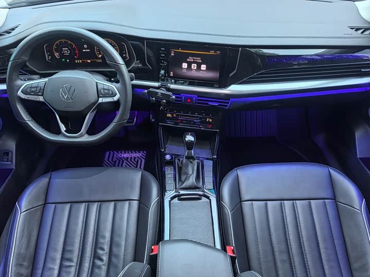 Фото 9 - Volkswagen Passat