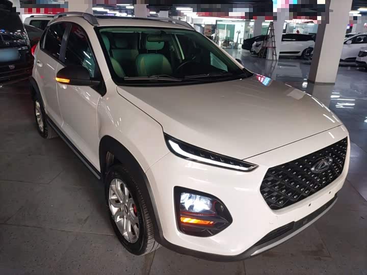 Фото 4 - Chery Tiggo 3x