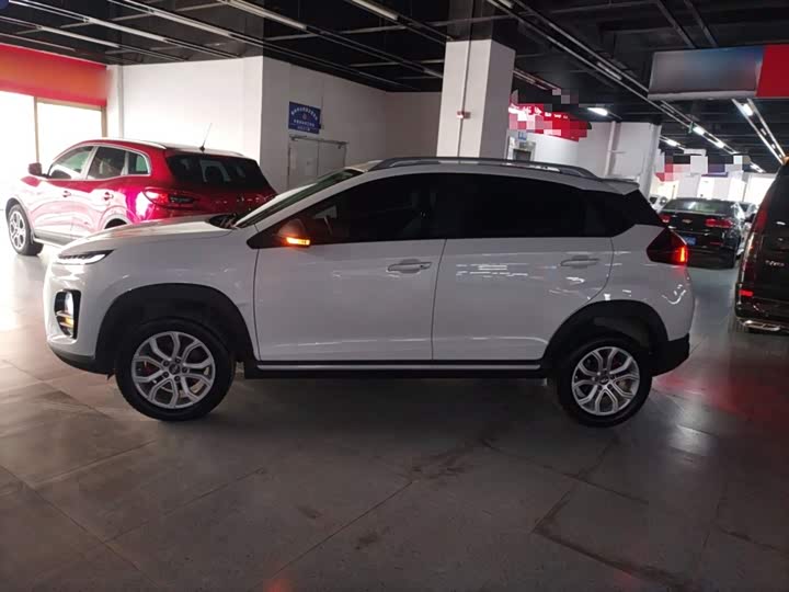 Фото 5 - Chery Tiggo 3x