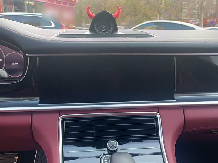 Фото 5 - Porsche Panamera Hybrid