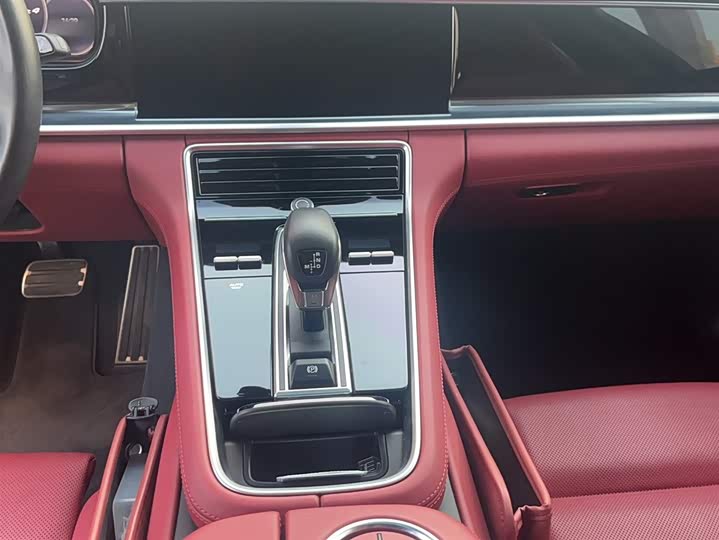 Фото 8 - Porsche Panamera Hybrid