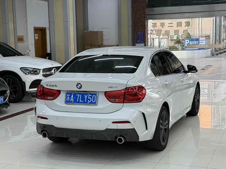 Фото 4 - BMW 1 Series