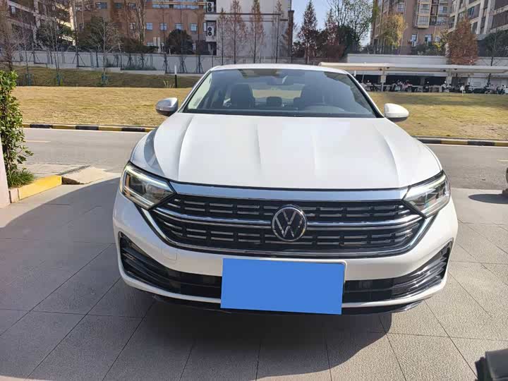 Фото 2 - Volkswagen Sagitar L