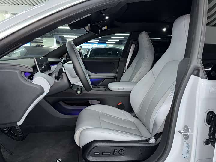 Фото 8 - Nio ET5