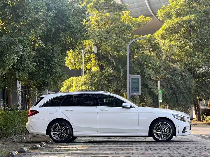 Фото 5 - Mercedes-Benz C-Class