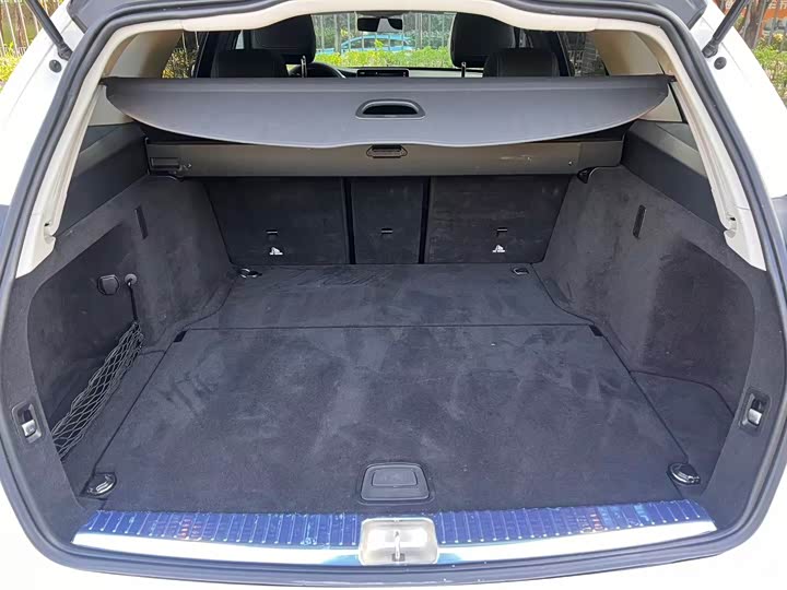 Фото 6 - Mercedes-Benz C-Class