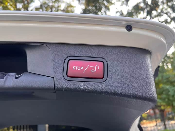 Фото 7 - Mercedes-Benz C-Class