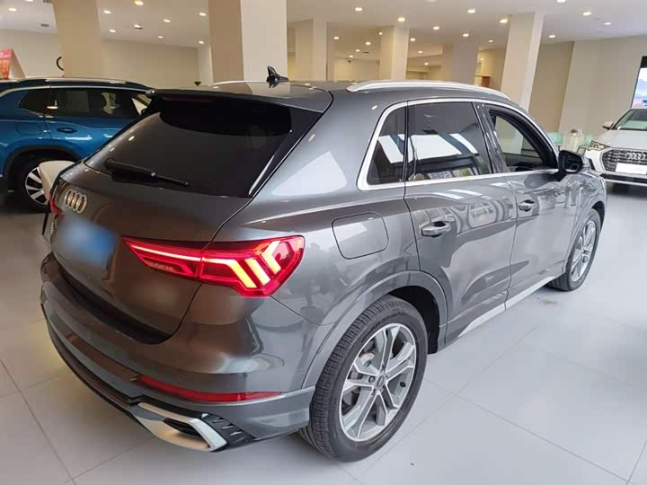 Фото 7 - Audi Q3