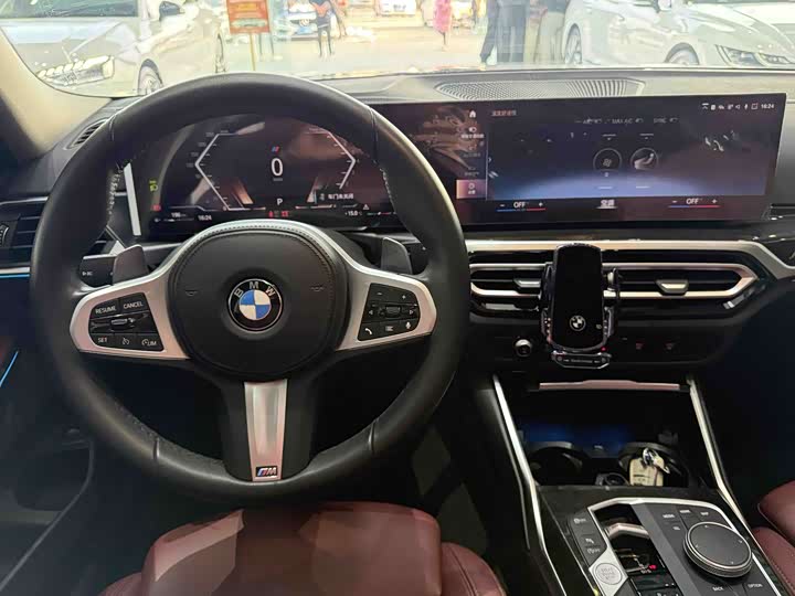 Фото 8 - BMW 3 Series